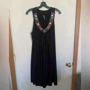Ladies art to wear 3X black mini dress with stone details